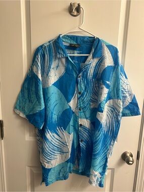 Vintage Men's Blue Hawaiian   Short-Sleeve Button-Up Shirt